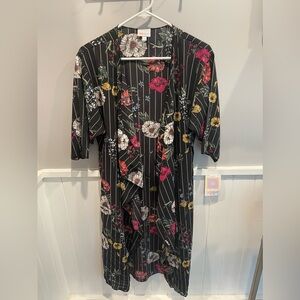 NWT S LuLaRoe Shirley. Black with multicolor floral